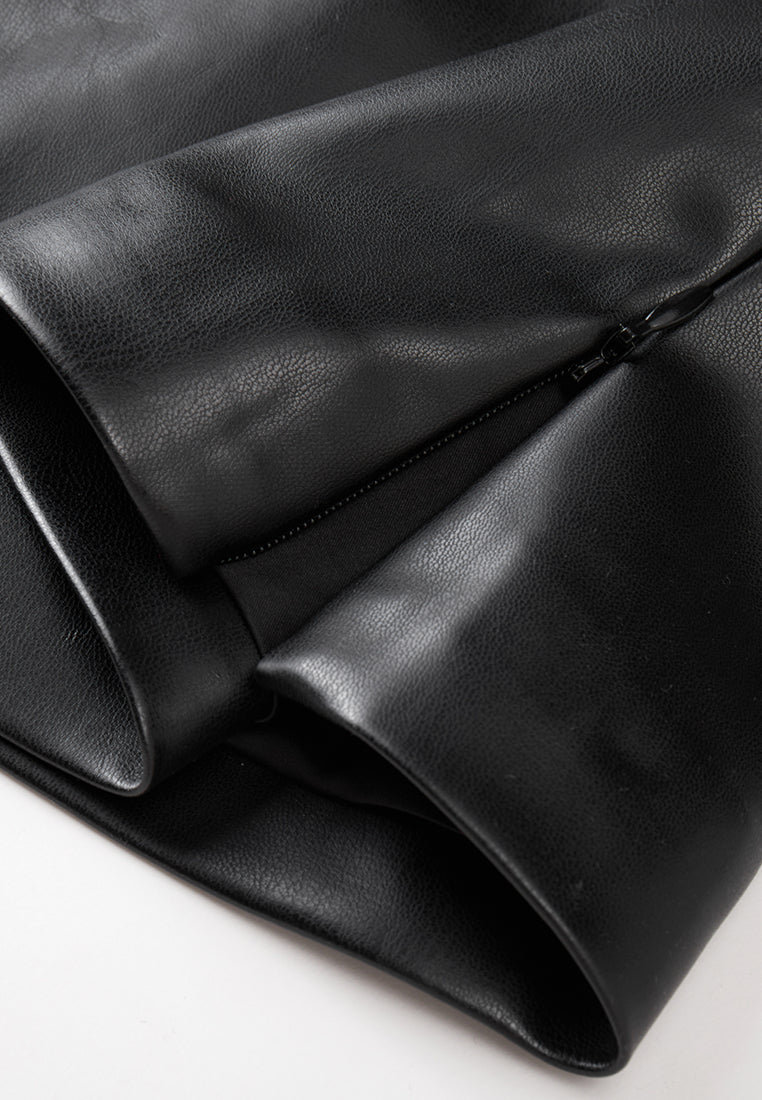 Black Vegan Leather Long-sleeved Top - MOISELLE