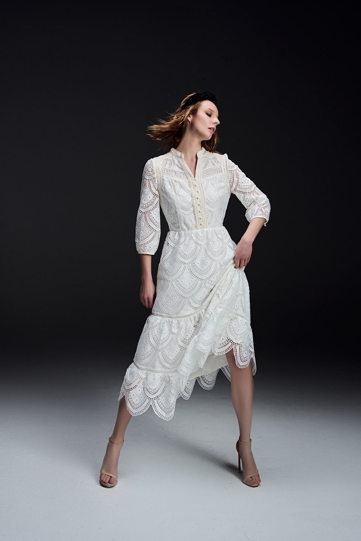 MOISELLE White Lace Maxi Dress
